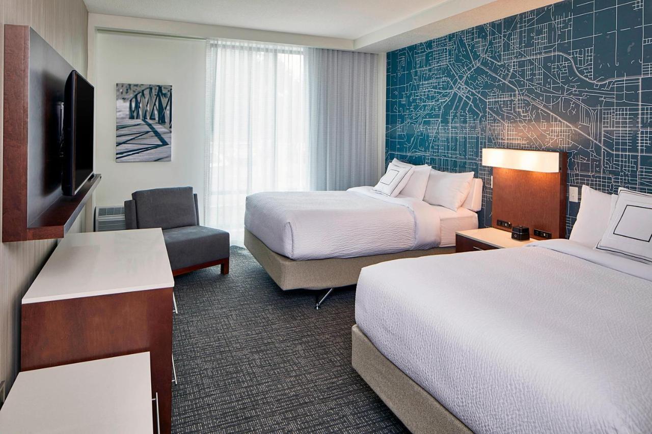 Courtyard By Marriott Minneapolis West Сент-Луис-Парк Экстерьер фото