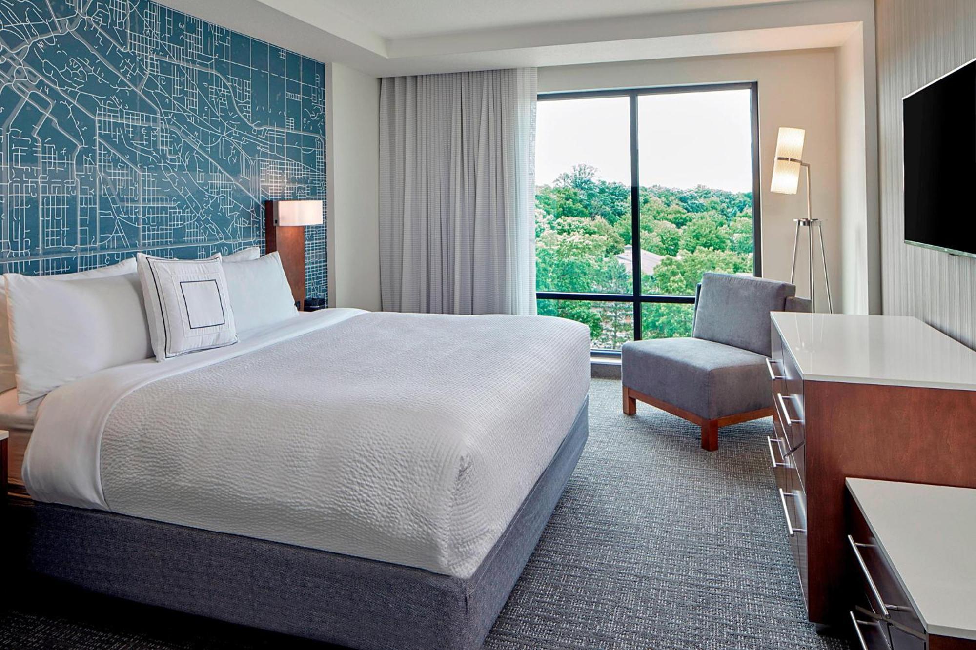 Courtyard By Marriott Minneapolis West Сент-Луис-Парк Экстерьер фото